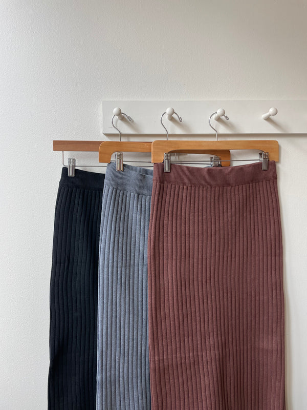SALE | Ribbed Knit Skirt