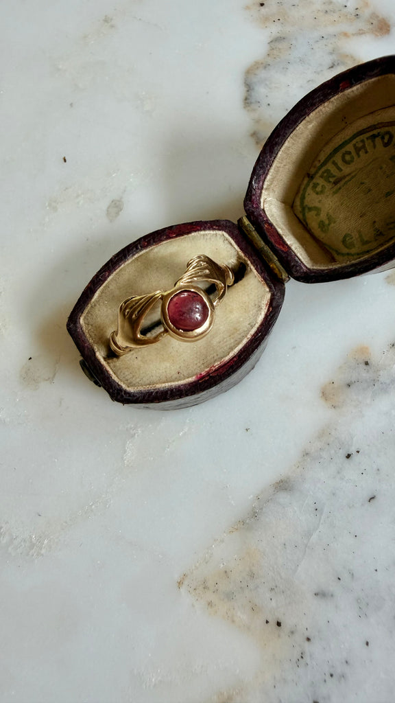 10K Garnet Claddagh Ring