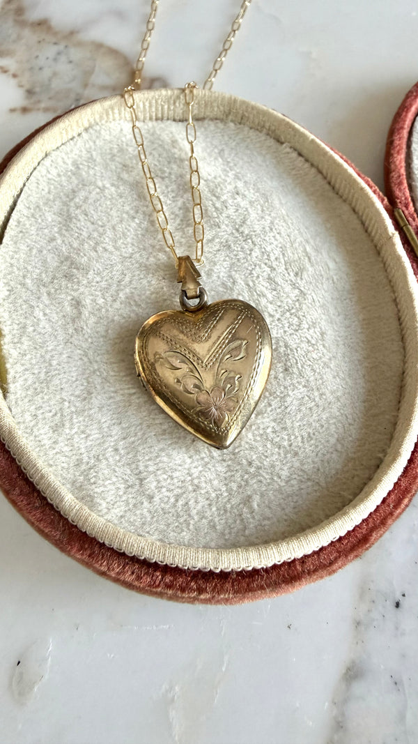 Posie Heart Locket | 1930s