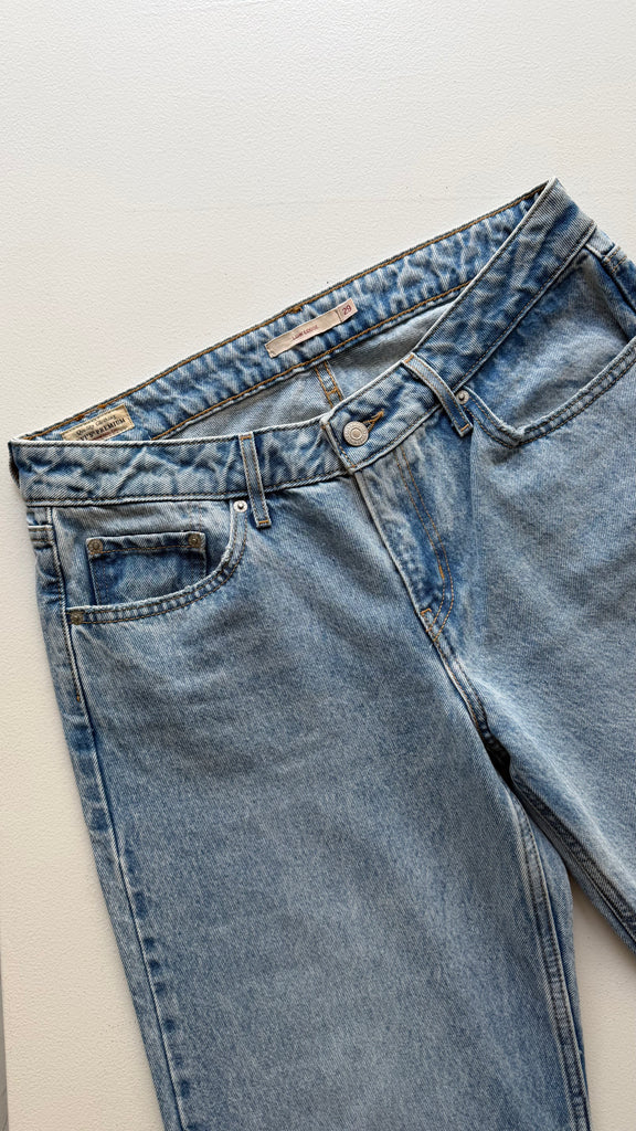 Levis Low & Loose