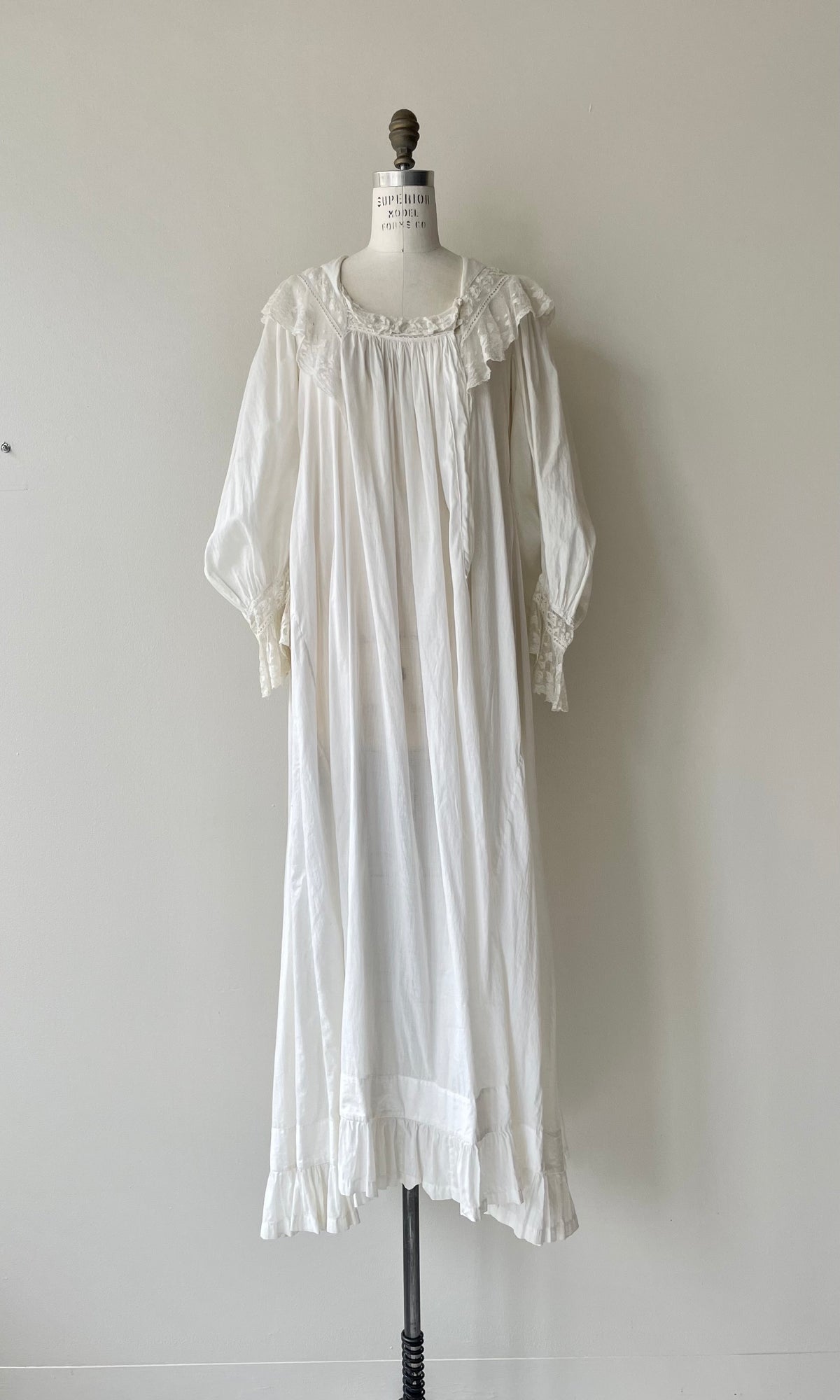 Antique Victorian Trousseau Nightgown | 1900s  DEAR GOLDEN