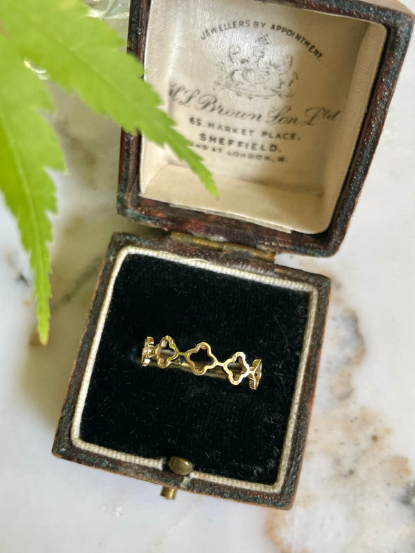 Quatrefoil Ring