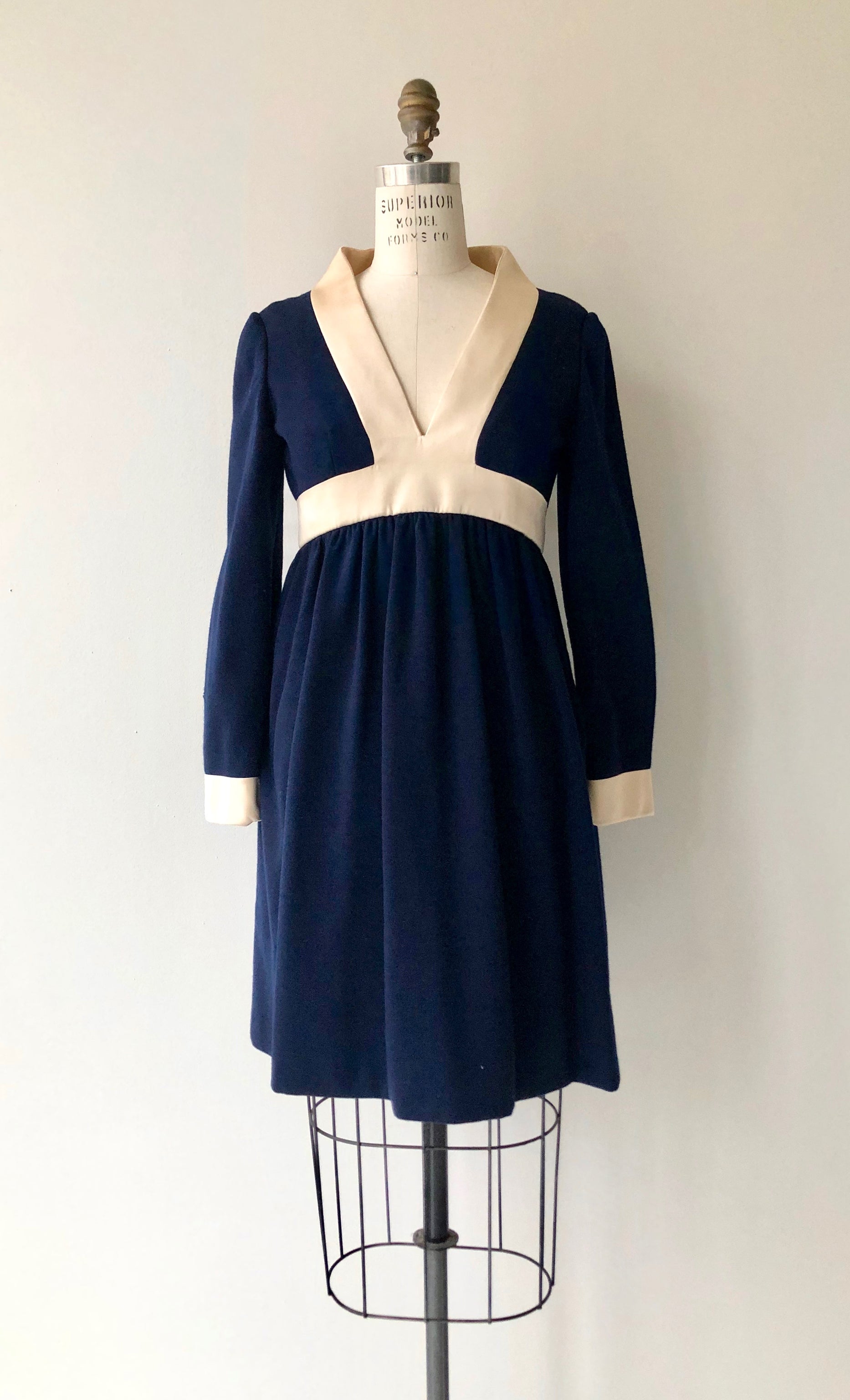 Geoffrey Beene Wool Dress – DEAR GOLDEN