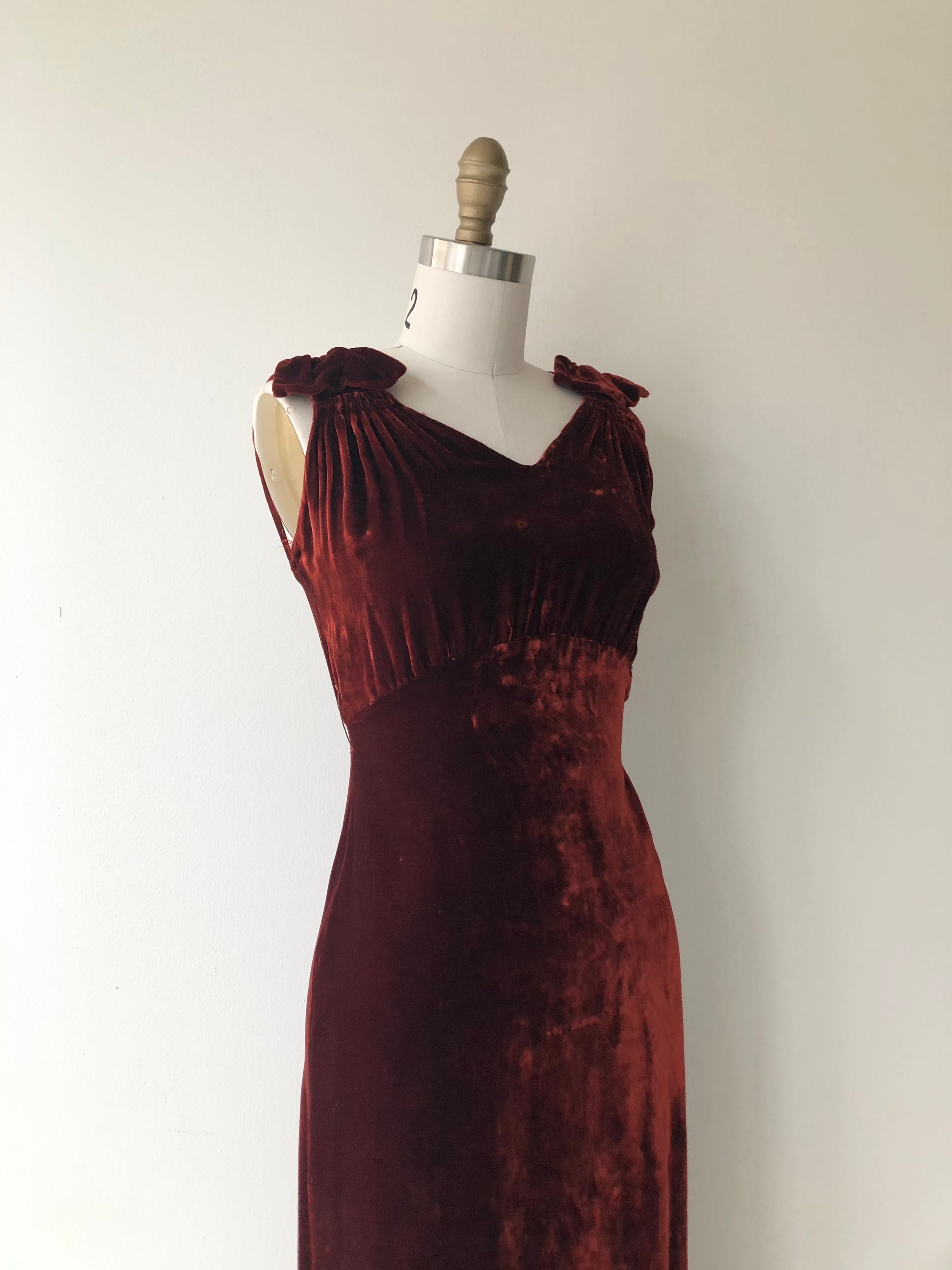 Vintage Dresses – DEAR GOLDEN