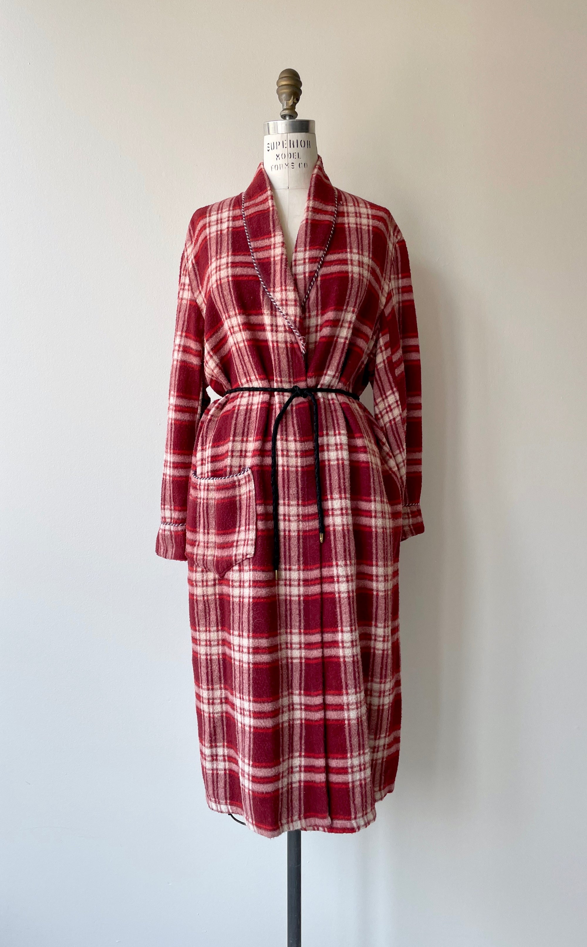 Classic 1940s Beacon Robe – DEAR GOLDEN