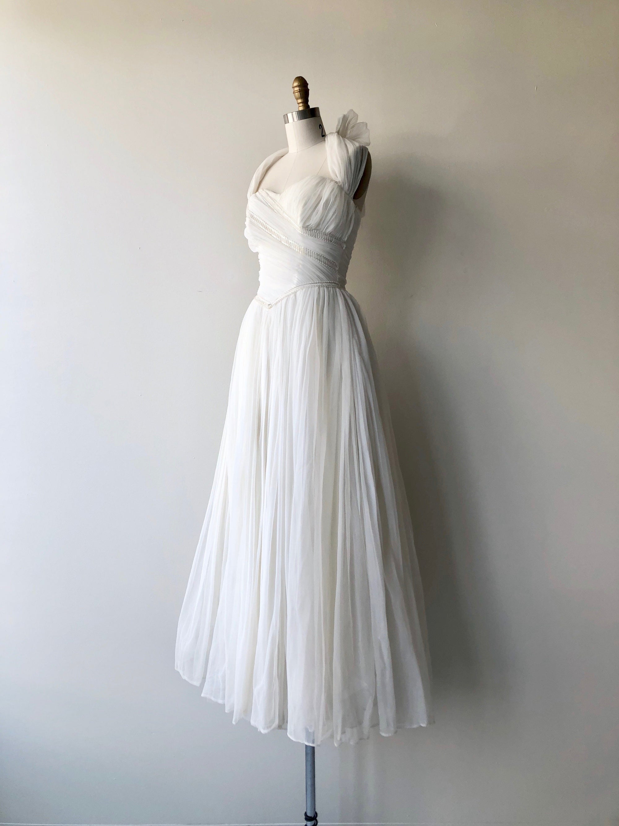 Virginie Wedding Dress | 1950s – DEAR GOLDEN