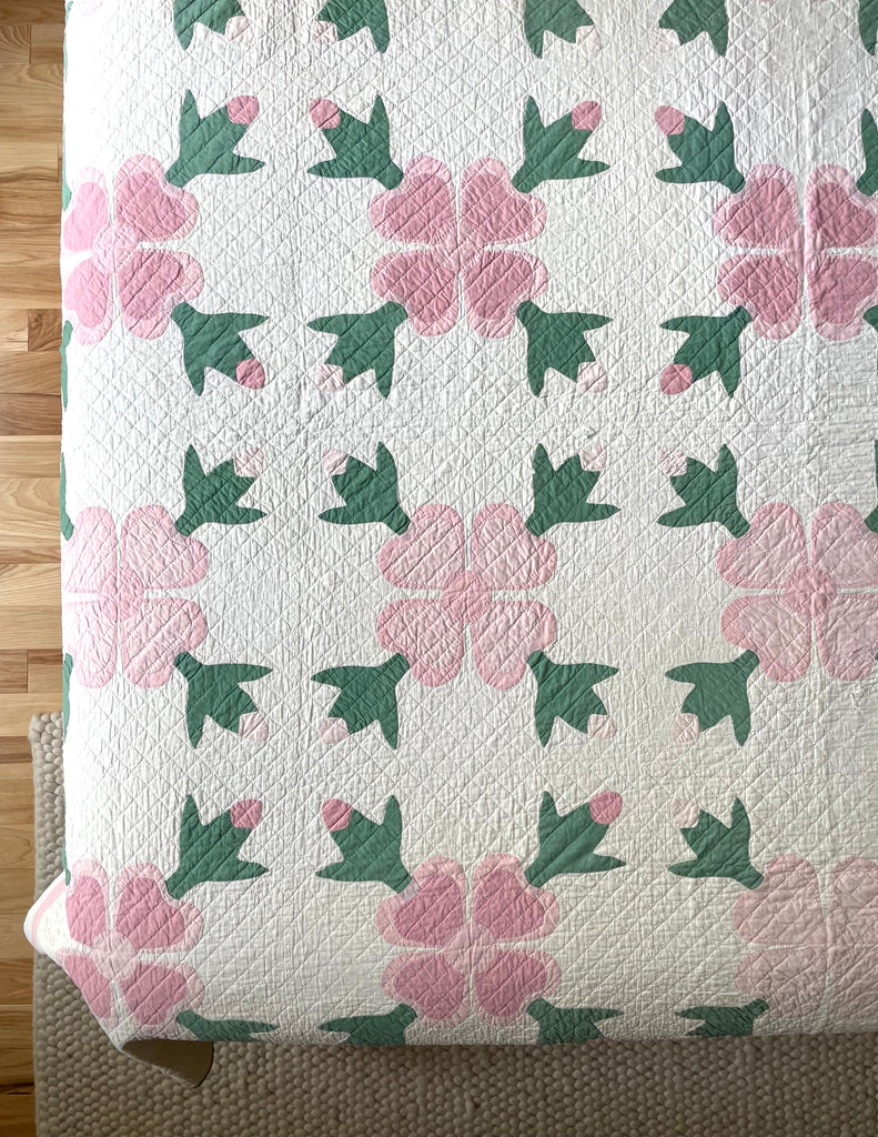 1940s Rose of Sharon Quilt